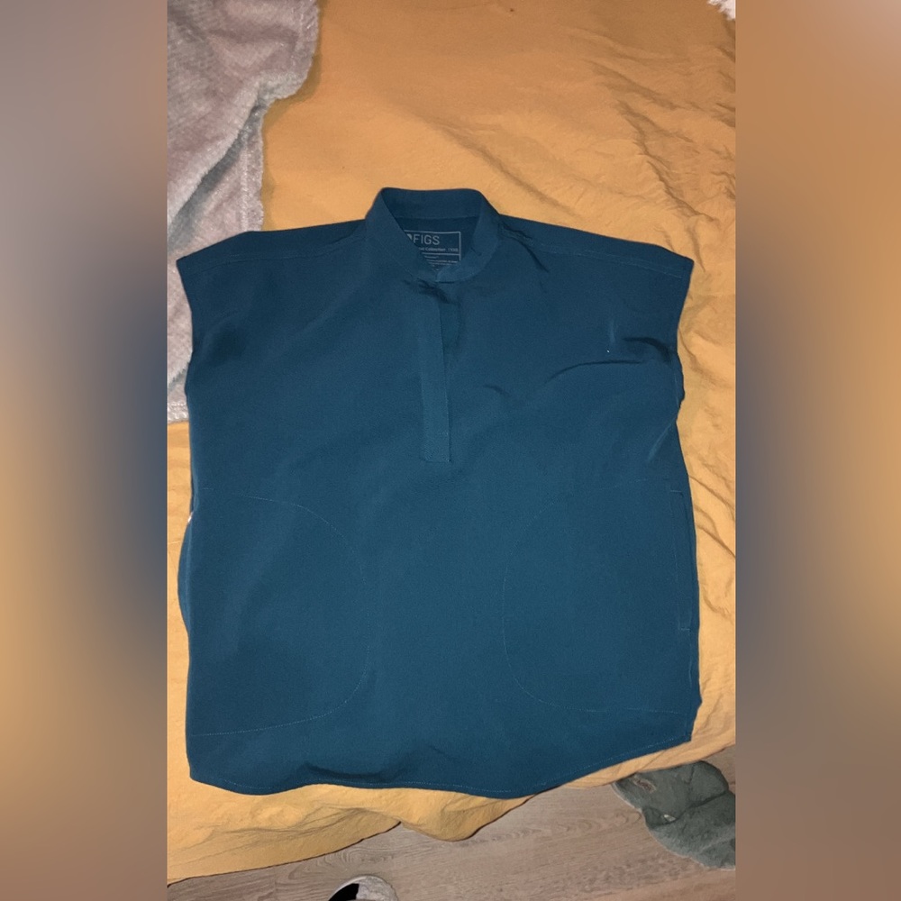 Figs Rafaela Oversized Scrub Top